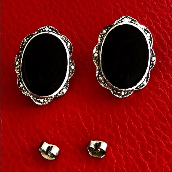 🖤 Vintage Sterling Silver Marcasite Onyx earrings - Picture 6 of 9